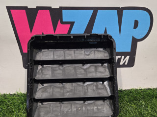 решетка вентиляции кузова RAM 1500 5 поколение (2018 - 2024), бензин, АКПП, пикап, 68323649AB