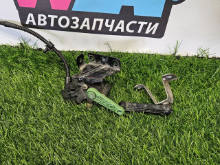 датчик дорожного просвета Volkswagen Passat B8 2016, 2.0 л., дизель, универсал, передний привод, правый руль, 5Q0512521J