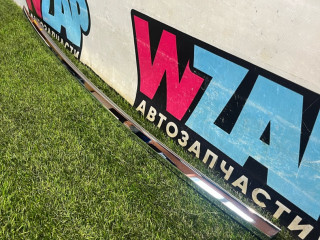 молдинг двери задней правой Tesla Model X 1 поколение 2017, электро, белый, 1032250-00-J