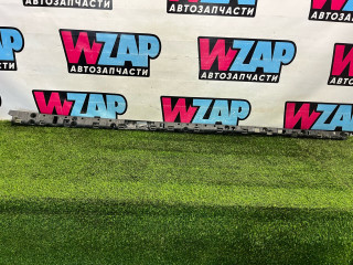 Кронштейн крепления порога Tesla Model X 1 поколение 2017, электро, белый, 1046690-00-B