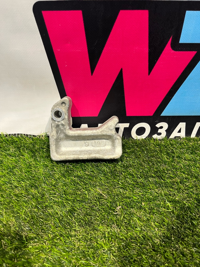 усилитель бампера переднего Tesla Model Y 1 поколение 2022, электро, белый - фото №1