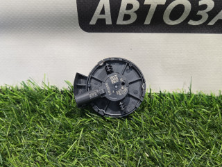 датчик удара Tesla Model 3 1 поколение 2022, 1036762-00-B