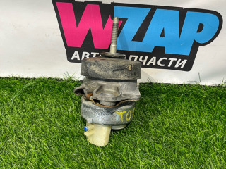 подушка крепления двигателя Ford Mustang 6 поколение S550 [рестайлинг] 2020, 2.3 л., бензин, АКПП, белый, купе, задний привод