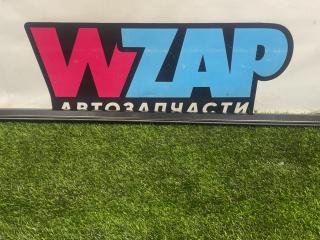 молдинг стекла Tesla Model Y 1 поколение 2023, электро, полный привод, 1621165-00-B