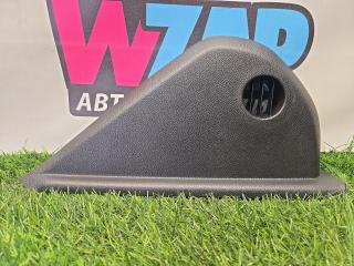 заглушка в торпедо правая Dodge Challenger 3 поколение [2-й рестайлинг] 2016, 3.6 л., бензин, АКПП, 5LA80DX9AB