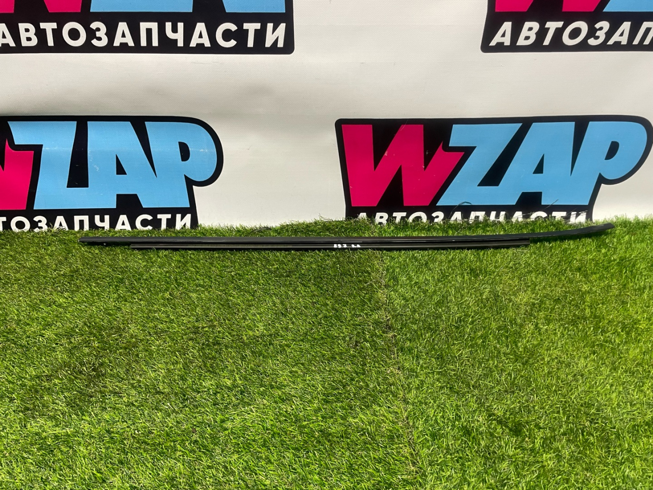 Уплотнитель стекла Ford Escape 4 поколение CX482 2021, 1.5 л., бензин, АКПП, внедорожник 5 дв., полный привод - фото №1