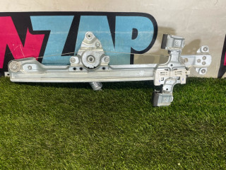 стеклоподъемник передний правый Buick Encore GX 1 поколение 2021, 1.3 л., бензин, АКПП, внедорожник 5 дв., передний привод, 42748830