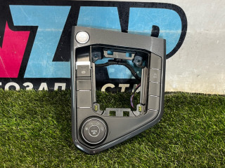 кнопка запуска двигателя Volkswagen Tiguan 2 поколение 2020, 2.0 л., бензин, АКПП, внедорожник 5 дв., 5NN864263