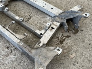 балка подвески передняя (подрамник) Tesla Model X 1 поколение 2017, электро, белый, 1048801-00-A, 1027579-00-B