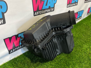 корпус воздушного фильтра Ford Mustang 6 поколение S550 [рестайлинг] 2019, 2.3 л., бензин, АКПП, черный, купе, задний привод, FR3C-9643-AE