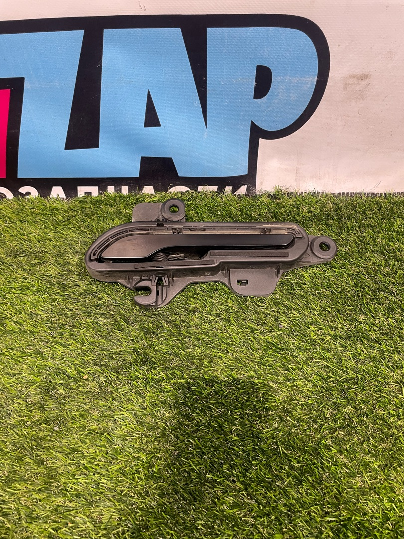 ручка наружная Tesla Model Y 1 поколение 2022, электро, белый - фото №1