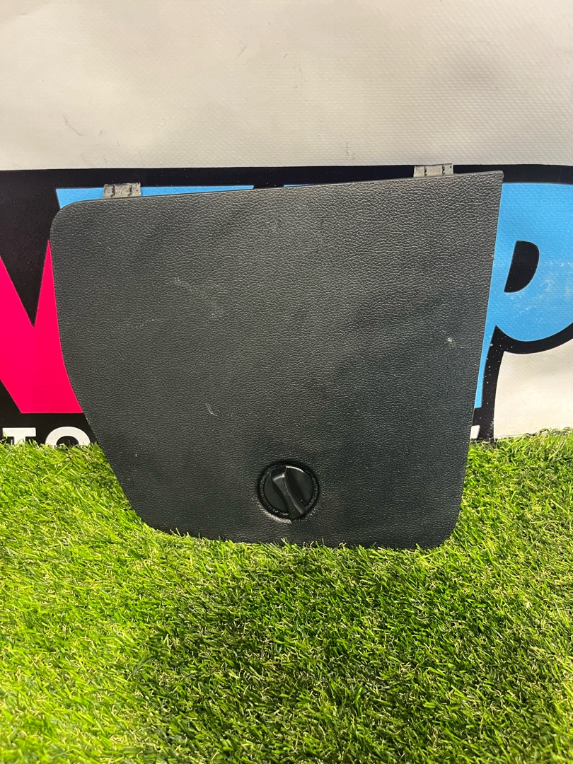 обшивка багажника Ford Explorer 6 поколение U625 2020, 2.3 л., бензин, АКПП, внедорожник 5 дв., полный привод, LB5B-S45536-AA - фото №1