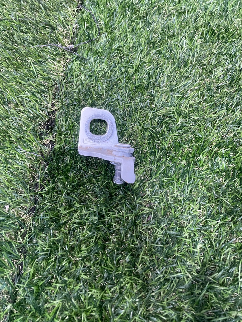 петля двери Ford Escape 4 поколение CX482 2021, 1.5 л., бензин, АКПП, внедорожник 5 дв., полный привод - фото №1