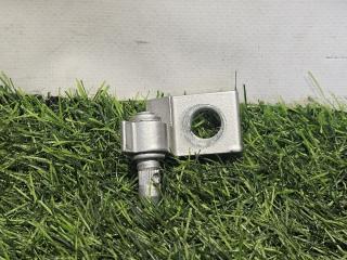 петля двери Volkswagen Passat B8 2016, 2.0 л., дизель, универсал, передний привод, правый руль