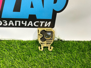 крепление кассеты радиаторов Volkswagen Passat B8 2016, 2.0 л., дизель, универсал, передний привод, правый руль, 5Q0121367