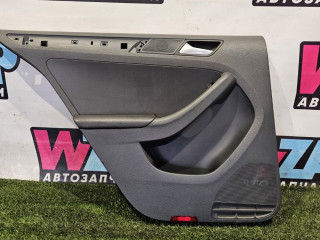 обшивка двери задняя левая Volkswagen Jetta 6 поколение 2014, 1.4 л., бензин, МКПП, седан, передний привод, 5C6867211A