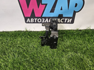 кронштейн (крепление) Ford Mustang 6 поколение S550 [рестайлинг] 2020, 2.3 л., бензин, АКПП, белый, купе, задний привод, FR3E9A397AD