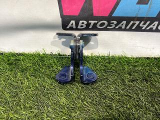 петля двери Tesla Model 3 1 поколение 2022