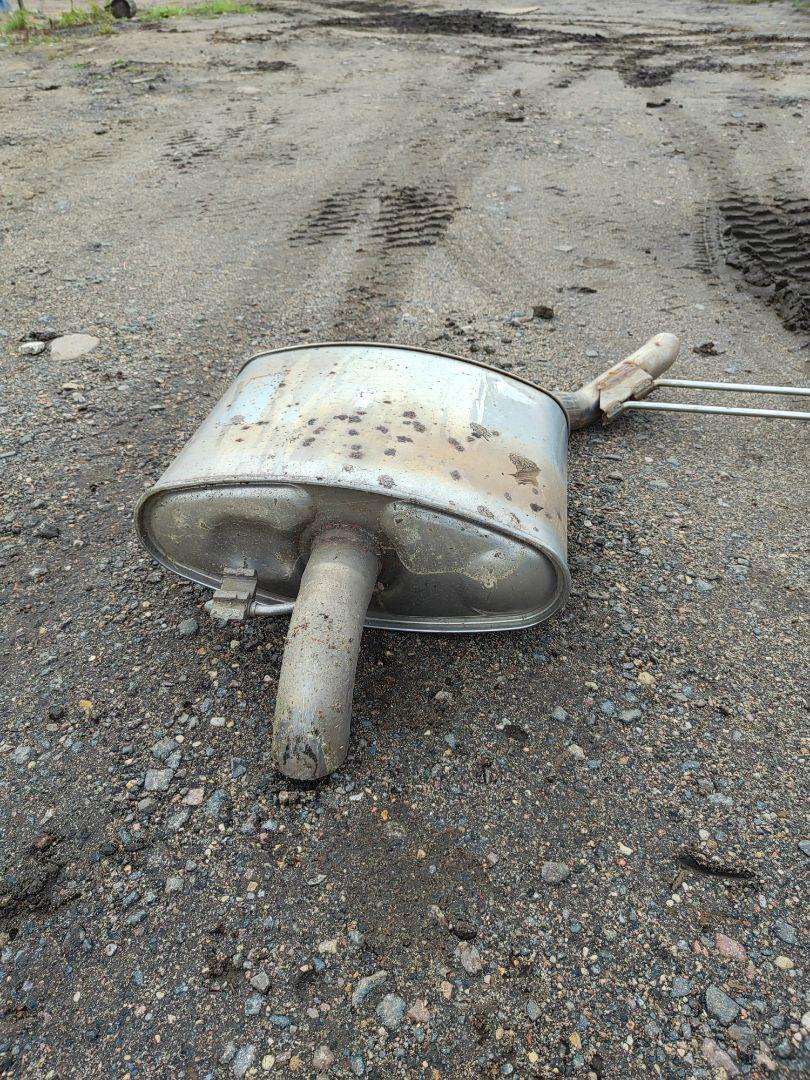 банка глушителя задняя Land Rover Range Rover Velar 1 поколение (2017 - 2026), 82124599 - фото №1