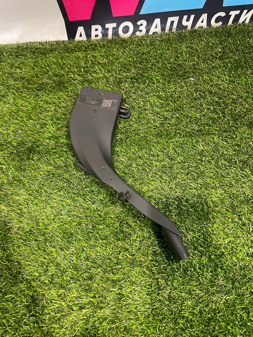 планка под капот Volkswagen Jetta 7 поколение 2019, 1.4 л., бензин, АКПП, седан, передний привод, 5Q0201973 - фото №1