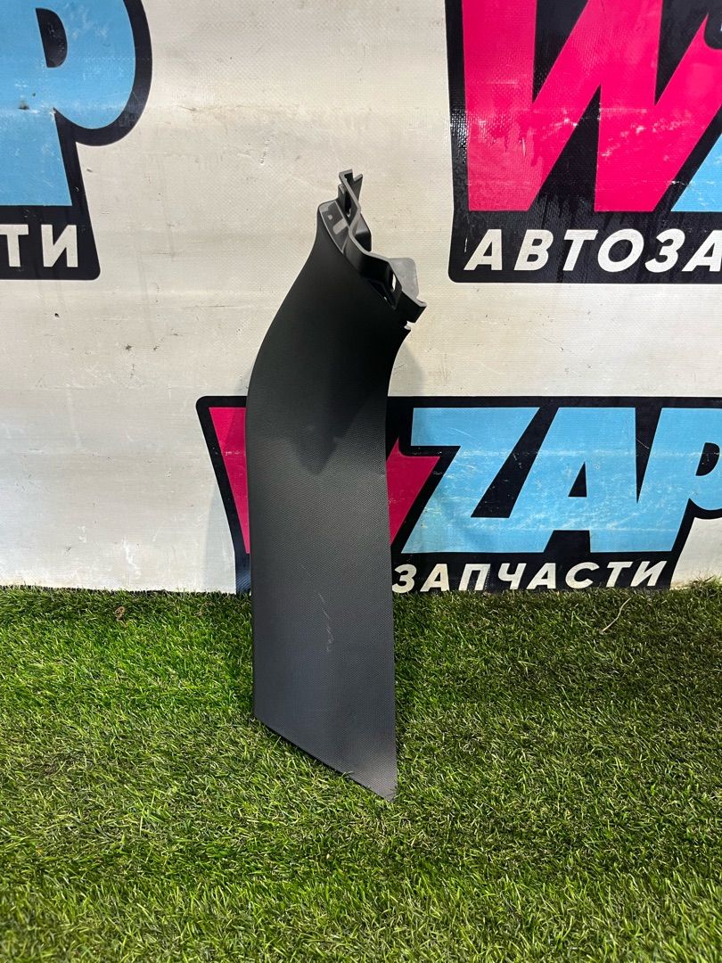 обшивка крышки багажника Ford Escape 4 поколение CX482 2021, 1.5 л., бензин, АКПП, внедорожник 5 дв., передний привод, LJ6B-S42324-A - фото №1