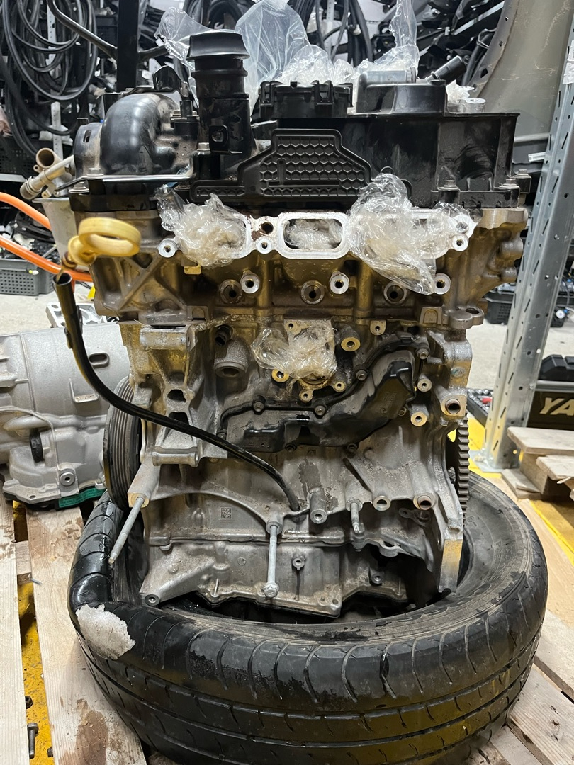 двигатель Chevrolet TrailBlazer 3 поколение 2022, 1.3 л., бензин, вариатор, оранжевый, хетчбэк 5 дв., полный привод - фото №1