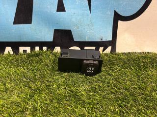 разъем AUX / USB Fiat 124 2018, 1.4 л., бензин, МКПП, серы, родстер, задний привод