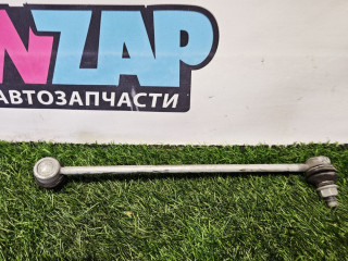 стойка стабилизатора Volkswagen Passat B8 2016, 2.0 л., дизель, универсал, передний привод, правый руль