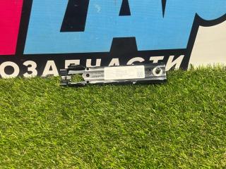 механизм регулировки высоты ремня безопасности Tesla Model Y 1 поколение 2022, электро, белый, 1068130-01-B