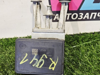 блок ABS Dodge Challenger 3 поколение [2-й рестайлинг] 2016, 3.6 л., бензин, АКПП, P68276897AC