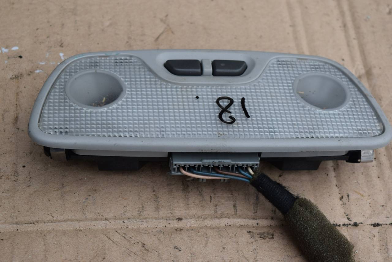 фонарь салона (плафон) Volvo V70 2 поколение 2003, 2.4 л., Ti, B 5244 T3, бензин, МКПП, универсал, передний привод, 9178936 - фото №1