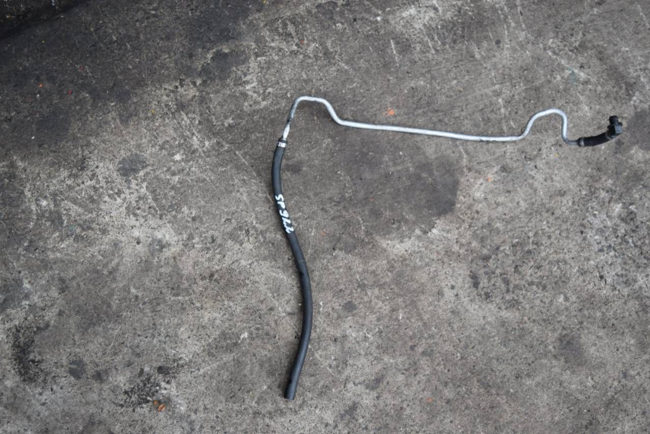 трубка вакуумного насоса Volvo S60 1 поколение 2002, 2.4 л., D5, D 5244 T, дизель, АКПП, седан, передний привод, 3524376 - фото №1