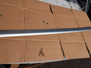 молдинг двери передней левой Volvo XC70 2 поколение 2002, 2.5 л., Ti, B 5254 T2, бензин, МКПП, универсал, полный подключаемый привод, 9151911