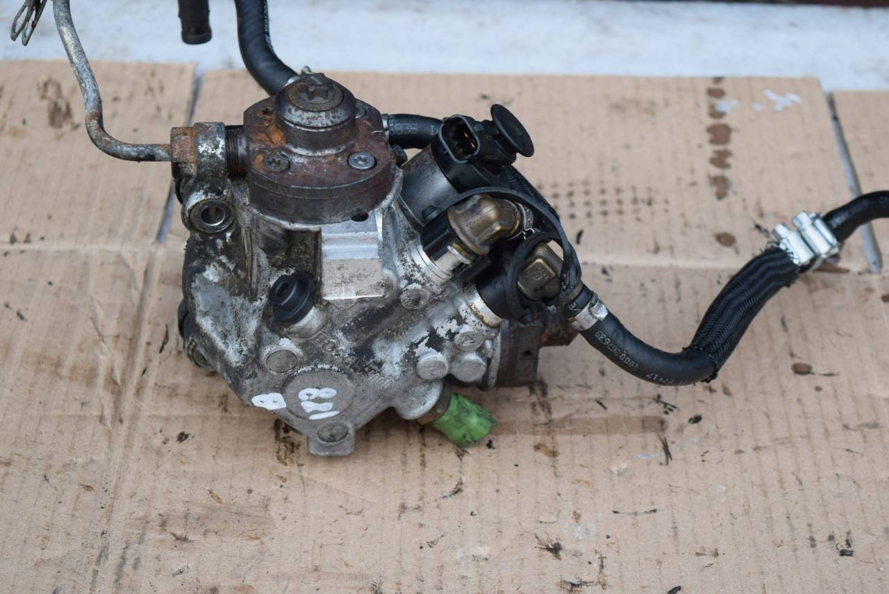 ТНВД Volvo XC60 1 поколение 2009, 2.4 л., D5, D 5244 T10, дизель, АКПП, полный подключаемый привод, 31272896, 0445010618 - фото №1