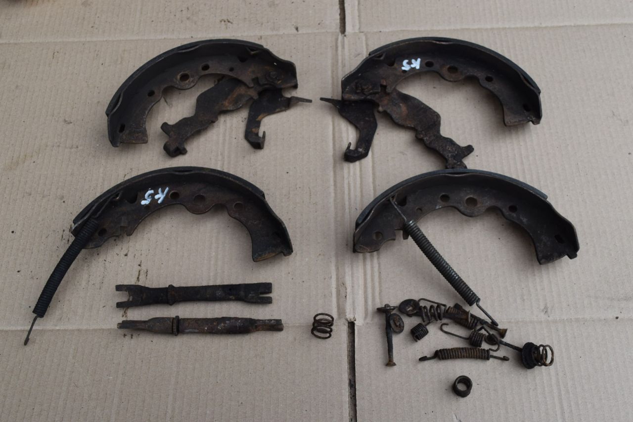 механизм стояночного тормоза (ручника) Nissan Almera Classic B10 2006, 1.6 л., i, QG16DE, бензин, МКПП, седан, передний привод - фото №1