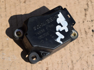 моторчик заслонки печки Volvo XC70 2 поколение 2002, 2.5 л., Ti, B 5254 T2, бензин, МКПП, универсал, полный подключаемый привод, 74932FMR