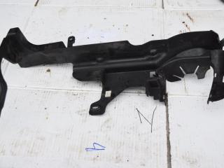 воздуховод (дефлектор) радиатора Volvo XC60 1 поколение 2009, 2.4 л., D5, D 5244 T10, дизель, АКПП, полный подключаемый привод, 30764573