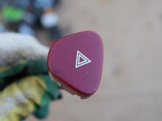 кнопка аварийной сигнализации Citroen C2 1 поколение 2006, 1.8 л., бензин, АКПП, 96405776KR