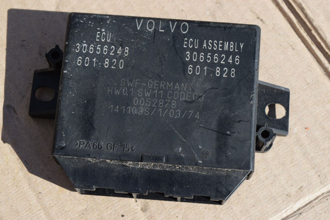 блок управления парктрониками Volvo XC90 1 поколение 2003, 2.4 л., D 5244 T, дизель, АКПП, 30656248, 30656246 - фото №1