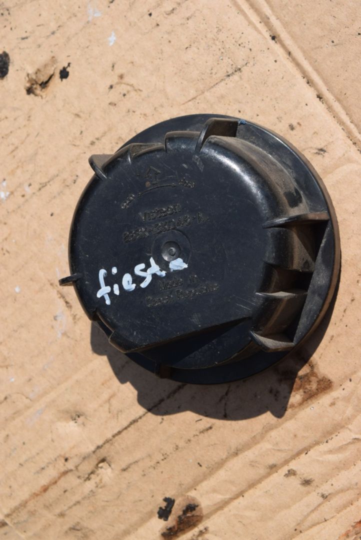 крышка фары Ford Fiesta 5 поколение 2004, 1.4 л., дизель, МКПП, хетчбэк 5 дв., 2S6X13K046A - фото №1