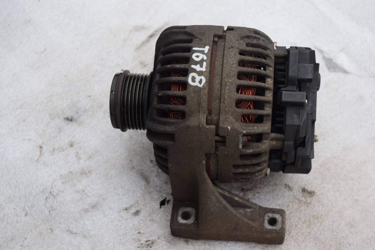 генератор Volvo XC90 1 поколение 2005, 2.4 л., D5, D 5244 T, дизель, АКПП, полный подключаемый привод, 0124525060, 30667894 - фото №1