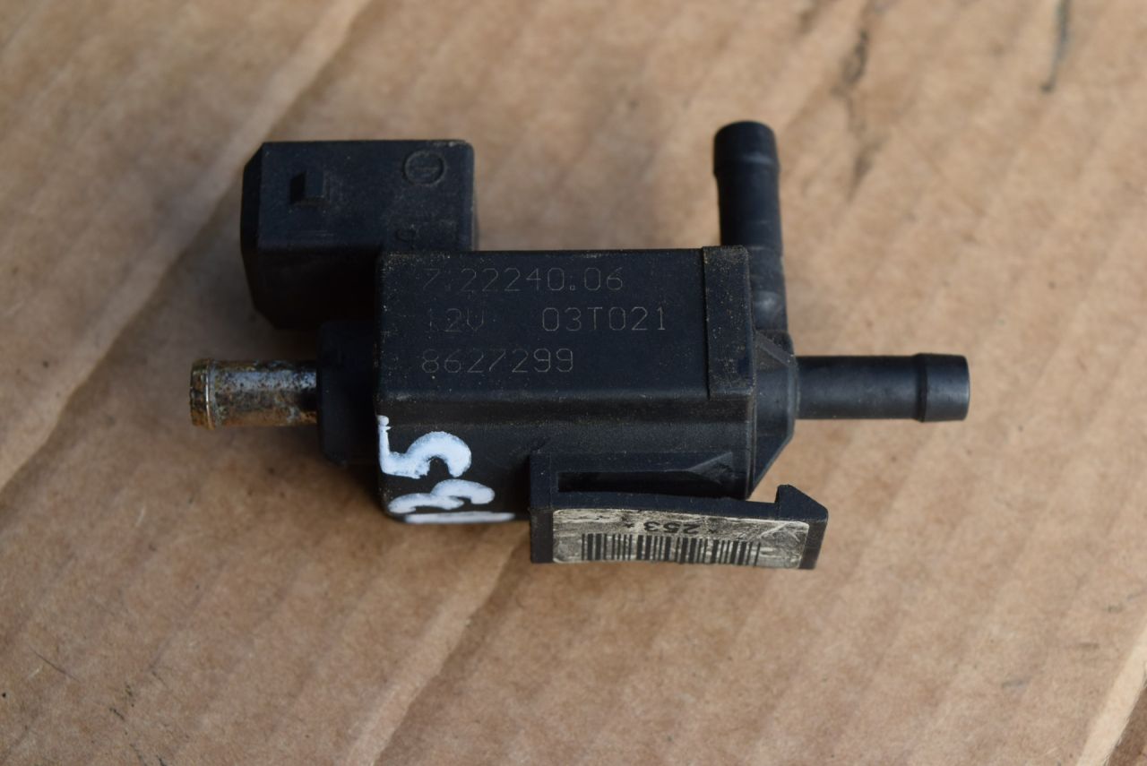 электромагнитный клапан Volvo XC70 1 поколение 1999, 2.4 л., Ti, B 5244 T, бензин, АКПП, универсал, полный подключаемый привод, 72224006, 8627299 - фото №1