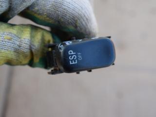 кнопка ASC / ESP Mercedes-Benz E-Класс W210/S210 [рестайлинг] 2001, 4.3 л., бензин, АКПП, универсал, 483437