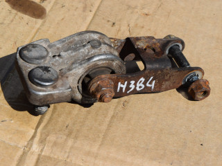 подушка крепления КПП Volvo XC70 2 поколение 2002, 2.5 л., Ti, B 5254 T2, бензин, МКПП, универсал, полный подключаемый привод