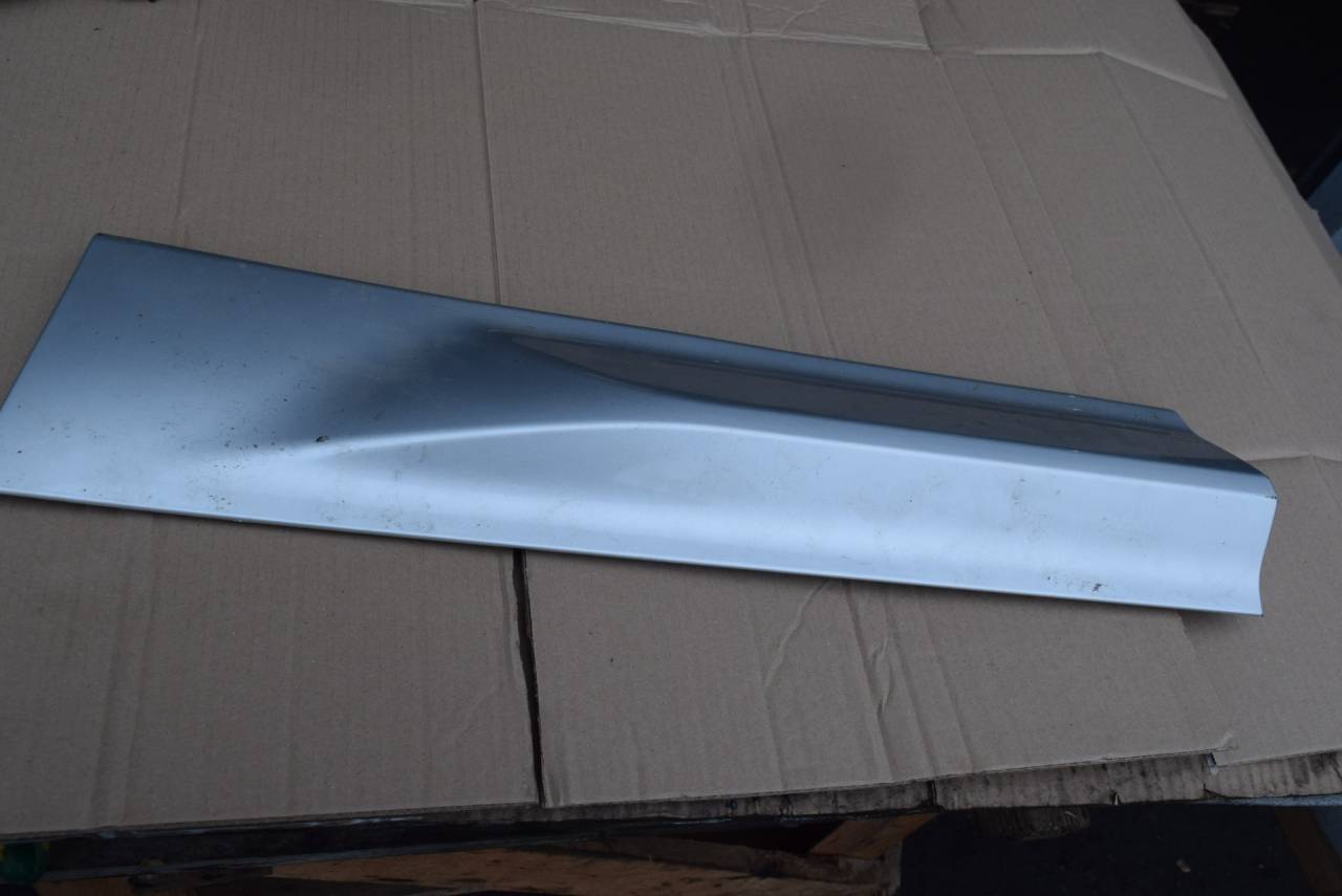 молдинг двери задней левой Volvo XC60 2 поколение 2021, 2.0 л., бензин, АКПП, 31440304 - фото №1