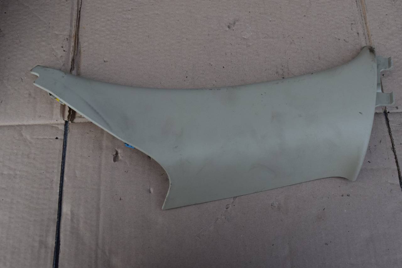 пластик Volvo XC60 1 поколение 2009, 2.4 л., D5, D 5244 T10, дизель, АКПП, полный подключаемый привод, 30721150 - фото №1