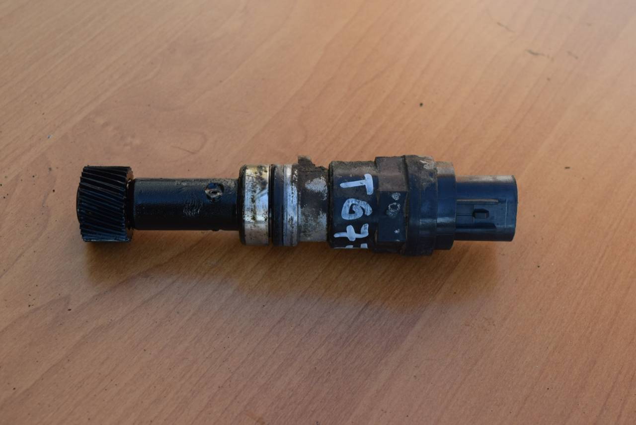 датчик скорости Hyundai Trajet 1 поколение 2003, 2.0 л., CRDi, дизель, МКПП, передний привод - фото №1