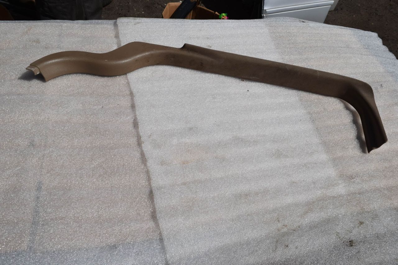 накладка на порог внутренняя Volvo XC70 2 поколение 2002, 2.5 л., Ti, B 5254 T2, бензин, МКПП, универсал, полный подключаемый привод - фото №1