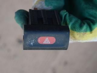 кнопка аварийной сигнализации Opel Omega B 1999, 2.0 л., бензин, 90493804