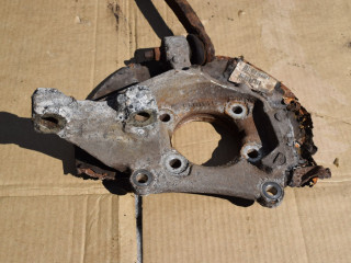 кулак поворотный правый Volvo XC70 2 поколение 2002, 2.5 л., Ti, B 5254 T2, бензин, МКПП, универсал, полный подключаемый привод, 9461944